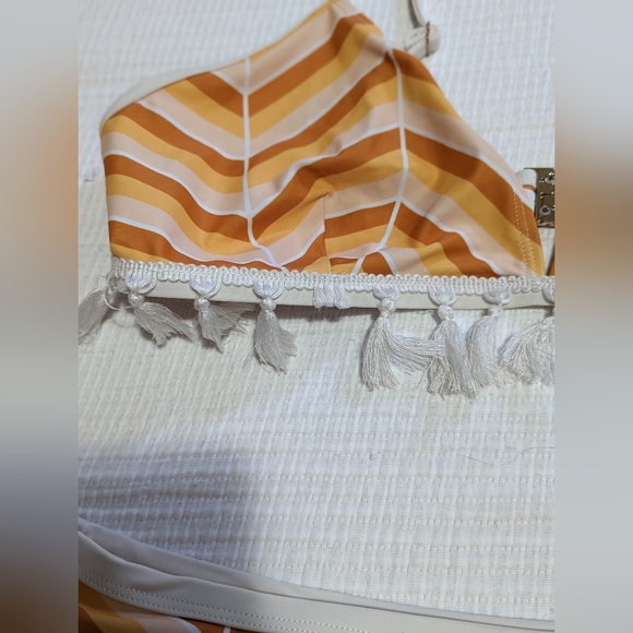 Forever 21+ Bikini - Picture 2 of 6